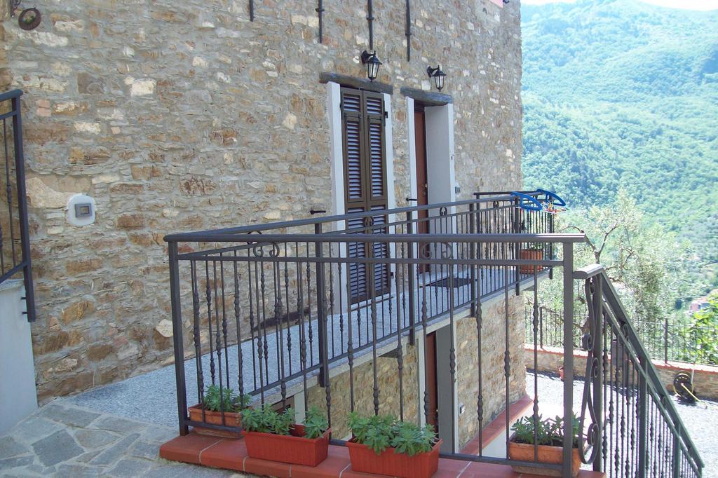 Villa Il Nido Delle Rondini Testico Exterior foto