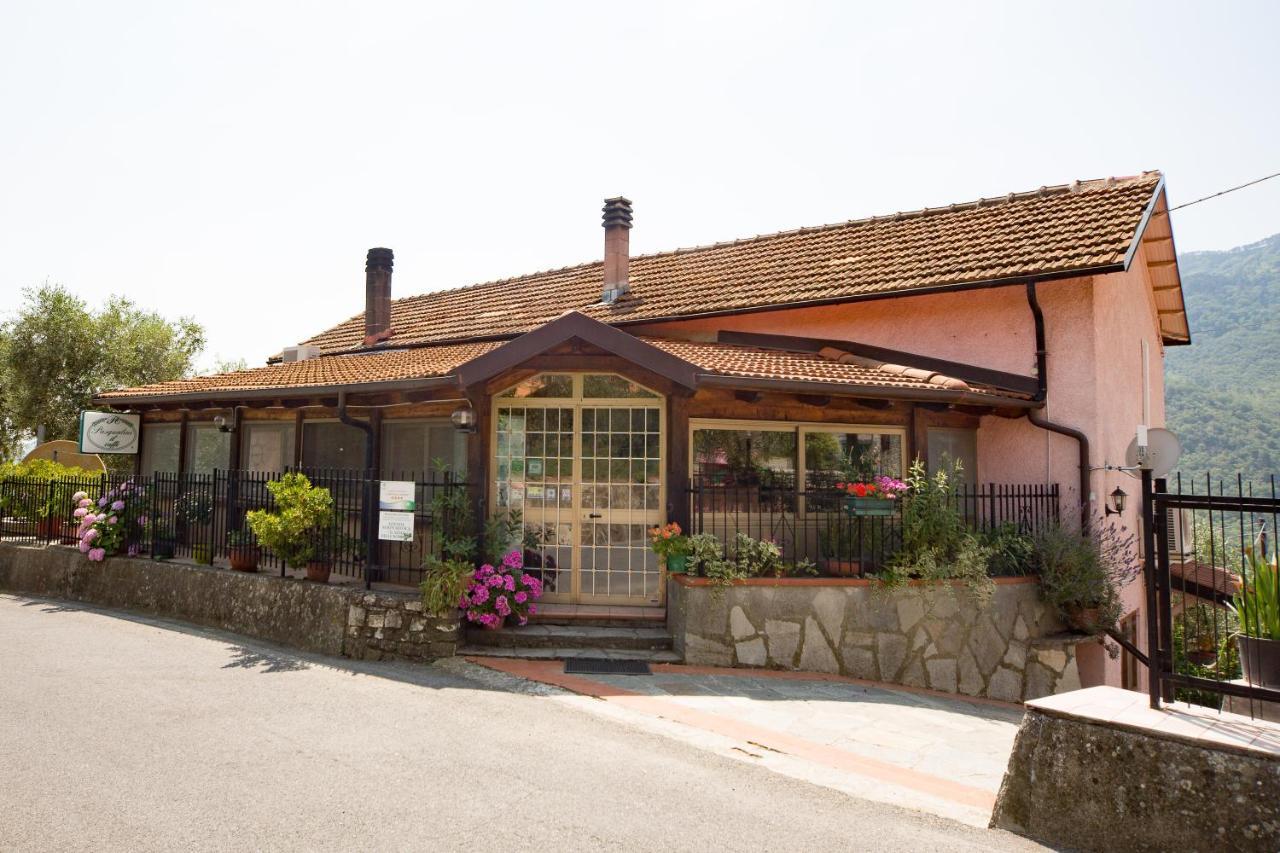 Villa Il Nido Delle Rondini Testico Exterior foto